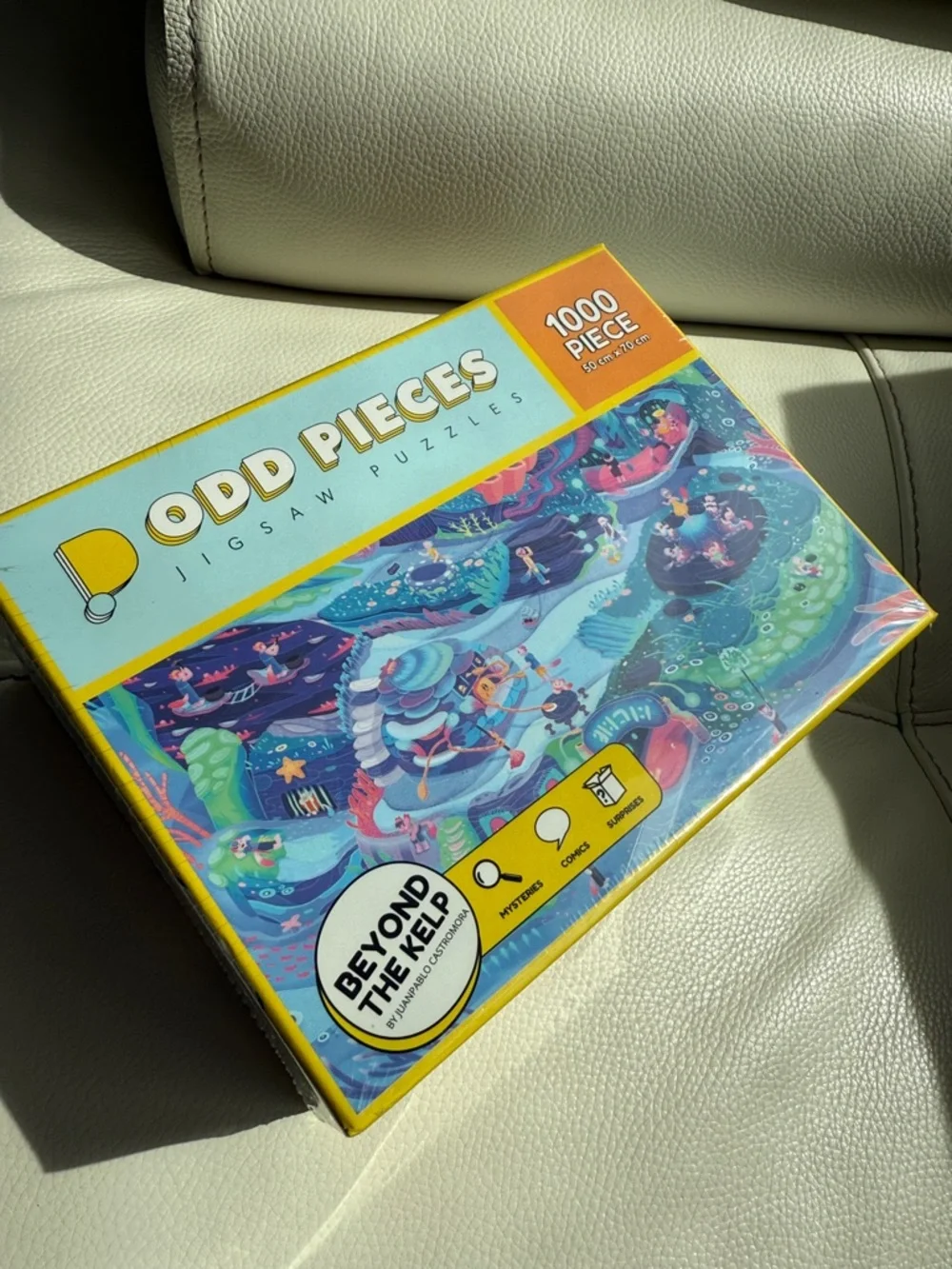 'Beyond the Kelp'‎ 1000-Piece Jigsaw Puzzle - Blue